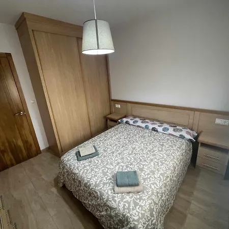 Grupo Gontad Travesia Da Agra Daire *